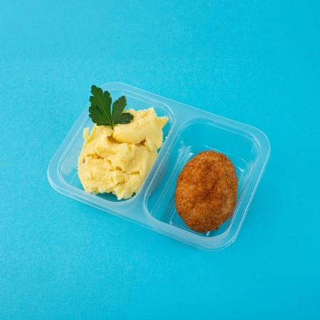 Сочная Котлетка по-киевски с картофельным пюре Сочная Котлетка по-киевски с картофельным пюре